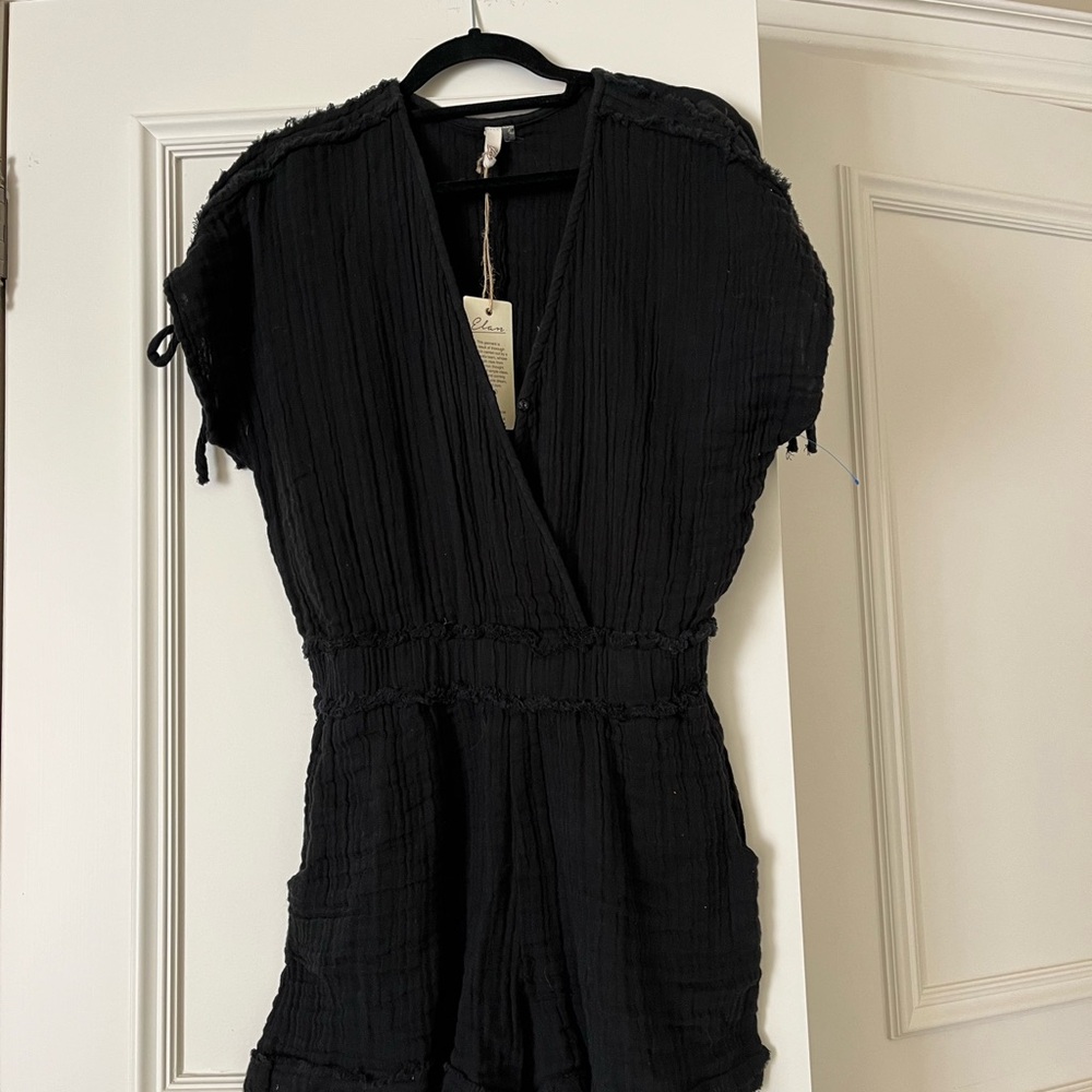 Brand new black Elan Guaze short jumpsuit . - Picture 2 of 7